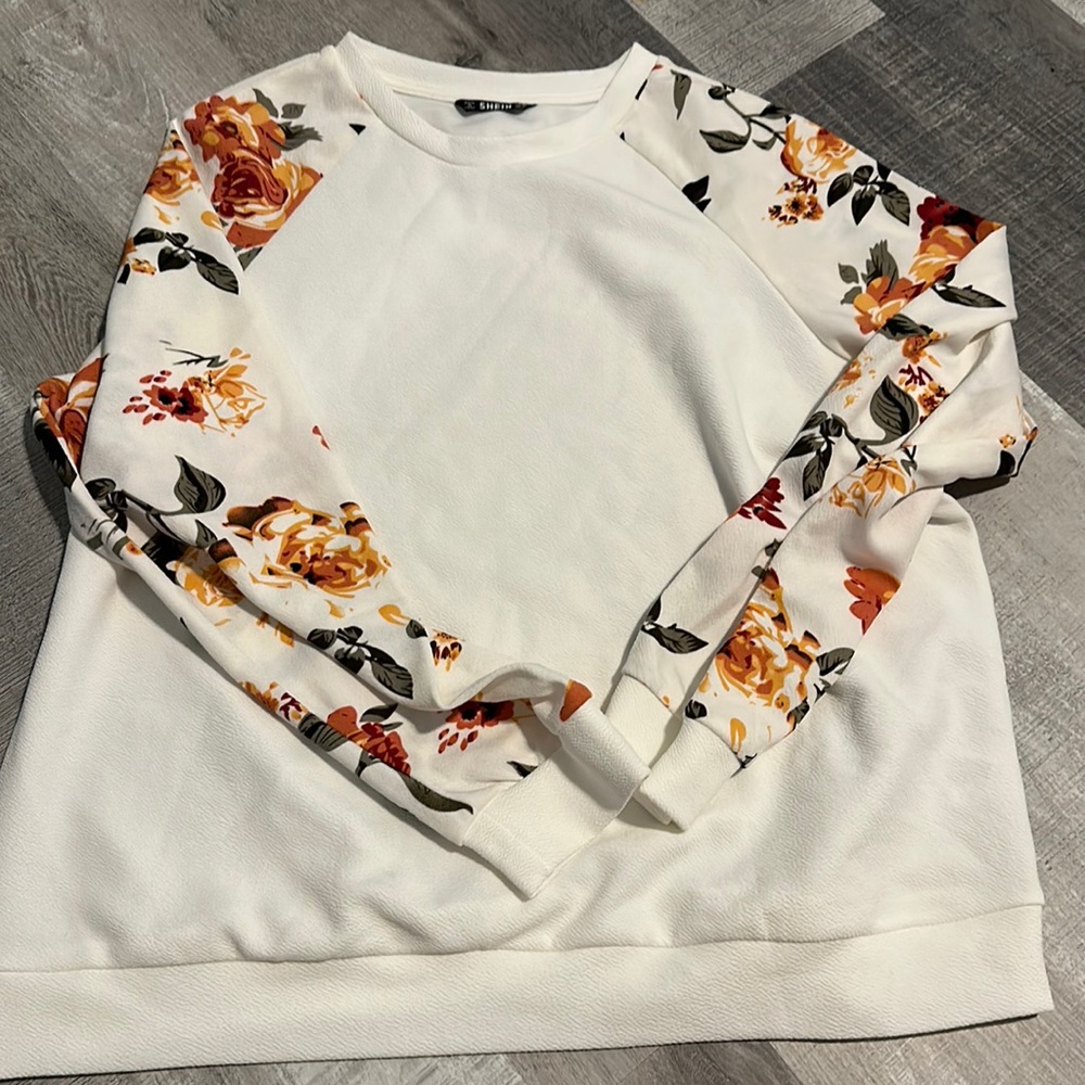 Floral top